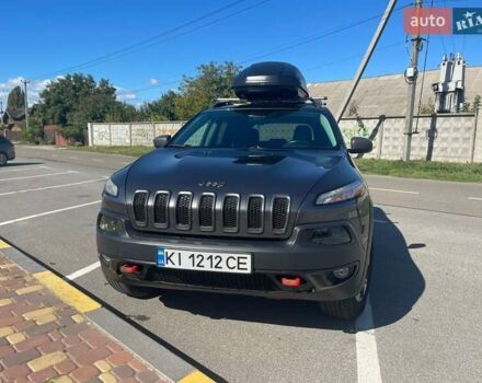 Сірий Джип Cherokee, об'ємом двигуна 3.24 л та пробігом 135 тис. км за 17500 $, фото 1 на Automoto.ua