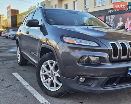 Сірий Джип Cherokee, об'ємом двигуна 2.36 л та пробігом 167 тис. км за 13000 $, фото 1 на Automoto.ua