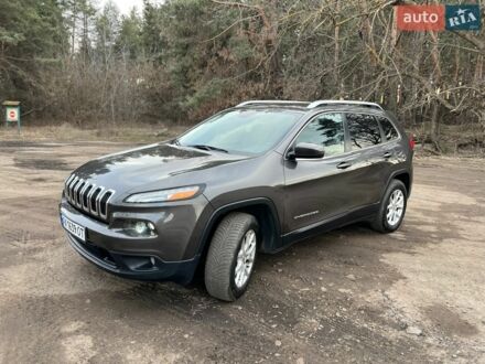 Сірий Джип Cherokee, об'ємом двигуна 2.36 л та пробігом 123 тис. км за 11900 $, фото 1 на Automoto.ua