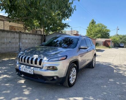 Сірий Джип Cherokee, об'ємом двигуна 3.2 л та пробігом 159 тис. км за 13500 $, фото 1 на Automoto.ua