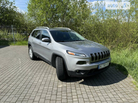 Сірий Джип Cherokee, об'ємом двигуна 2.36 л та пробігом 84 тис. км за 15500 $, фото 1 на Automoto.ua