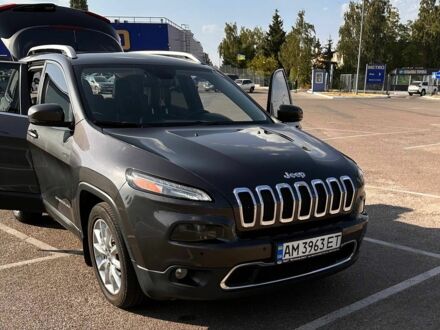 Сірий Джип Cherokee, об'ємом двигуна 2.4 л та пробігом 135 тис. км за 13500 $, фото 1 на Automoto.ua