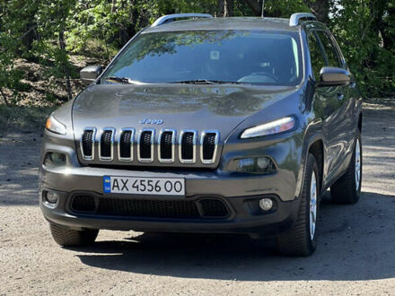 Джип Cherokee 2016 у Богодухове на Automoto.ua Сірий Джип Cherokee, об'ємом двигуна 2.36 л та пробігом 113 тис. км за 14600 $, фото 1 на Automoto.ua