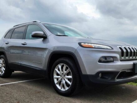 Джип Cherokee 2016 у Полтаві на Automoto.ua Сірий Джип Cherokee, об'ємом двигуна 2.4 л та пробігом 107 тис. км за 5600 $, фото 1 на Automoto.ua
