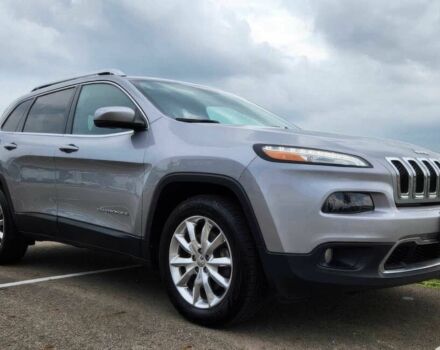 Сірий Джип Cherokee, об'ємом двигуна 2.4 л та пробігом 107 тис. км за 5600 $, фото 1 на Automoto.ua