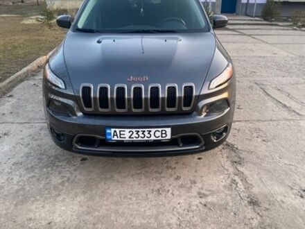 Серый Джип Чероки, объемом двигателя 2.4 л и пробегом 111 тыс. км за 14000 $, фото 1 на Automoto.ua