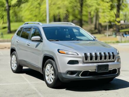 Сірий Джип Cherokee, об'ємом двигуна 2.4 л та пробігом 74 тис. км за 4500 $, фото 1 на Automoto.ua