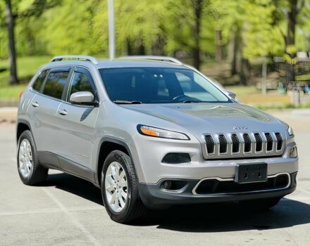 Сірий Джип Cherokee, об'ємом двигуна 2.4 л та пробігом 74 тис. км за 4500 $, фото 1 на Automoto.ua