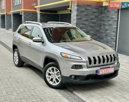 Сірий Джип Cherokee, об'ємом двигуна 2.4 л та пробігом 171 тис. км за 12999 $, фото 1 на Automoto.ua