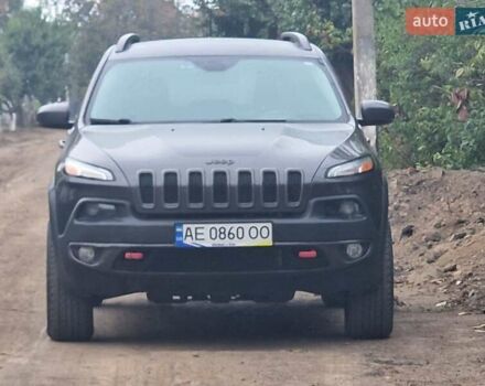 Сірий Джип Cherokee, об'ємом двигуна 2.4 л та пробігом 117 тис. км за 17000 $, фото 1 на Automoto.ua