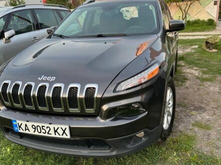 Сірий Джип Cherokee, об'ємом двигуна 0.24 л та пробігом 113 тис. км за 13900 $, фото 1 на Automoto.ua