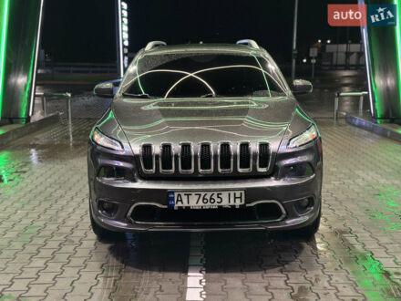 Сірий Джип Cherokee, об'ємом двигуна 3.24 л та пробігом 201 тис. км за 14500 $, фото 1 на Automoto.ua