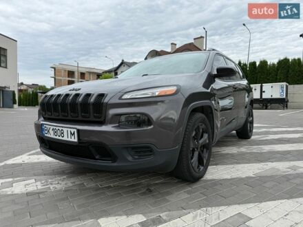 Сірий Джип Cherokee, об'ємом двигуна 2.36 л та пробігом 226 тис. км за 11900 $, фото 1 на Automoto.ua