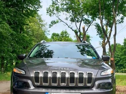 Джип Cherokee 2017 у Сумах на Automoto.ua Сірий Джип Cherokee, об'ємом двигуна 3.2 л та пробігом 98 тис. км за 18000 $, фото 1 на Automoto.ua