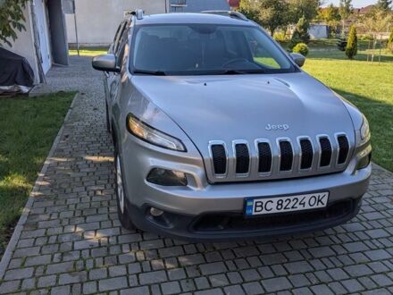Сірий Джип Cherokee, об'ємом двигуна 3.24 л та пробігом 135 тис. км за 16300 $, фото 1 на Automoto.ua
