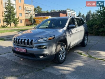 Сірий Джип Cherokee, об'ємом двигуна 2.4 л та пробігом 120 тис. км за 10200 $, фото 1 на Automoto.ua