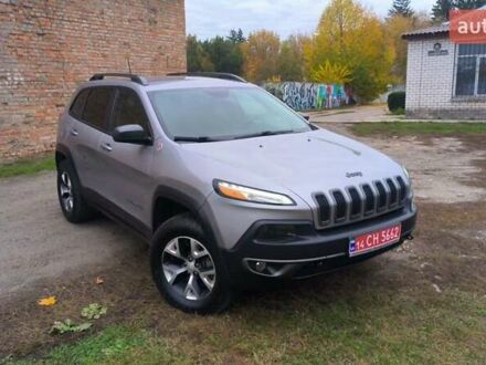 Джип Чероки 2017 в Смеле на Automoto.ua Серый Джип Чероки, объемом двигателя 3.24 л и пробегом 76 тыс. км за 18000 $, фото 1 на Automoto.ua
