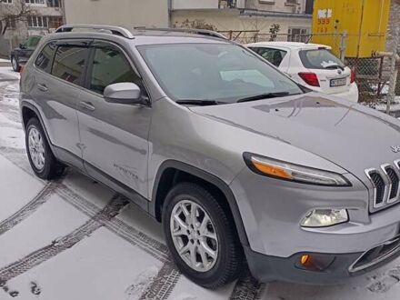 Джип Cherokee 2017 у Львові на Automoto.ua Сірий Джип Cherokee, об'ємом двигуна 2.4 л та пробігом 57 тис. км за 14500 $, фото 1 на Automoto.ua
