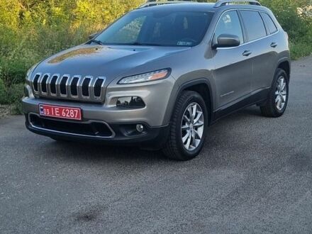 Сірий Джип Cherokee, об'ємом двигуна 2.4 л та пробігом 182 тис. км за 13900 $, фото 1 на Automoto.ua