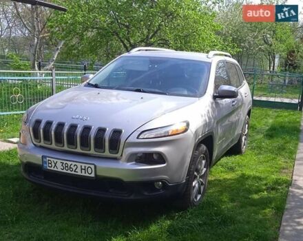 Серый Джип Чероки, объемом двигателя 2.36 л и пробегом 130 тыс. км за 15600 $, фото 1 на Automoto.ua
