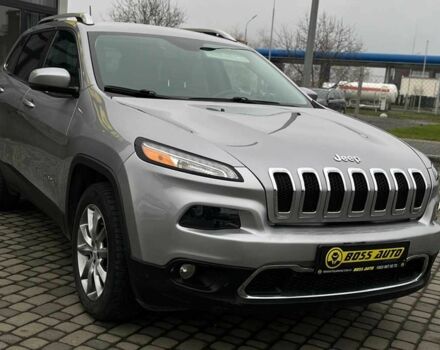 Серый Джип Чероки, объемом двигателя 2.4 л и пробегом 173 тыс. км за 16000 $, фото 1 на Automoto.ua