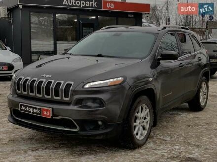 Серый Джип Чероки, объемом двигателя 2.4 л и пробегом 140 тыс. км за 17290 $, фото 1 на Automoto.ua