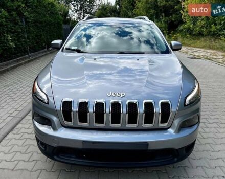 Сірий Джип Cherokee, об'ємом двигуна 2.36 л та пробігом 150 тис. км за 17000 $, фото 1 на Automoto.ua