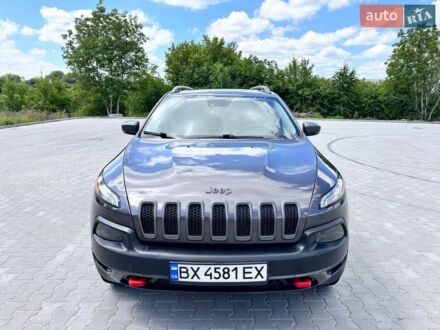 Сірий Джип Cherokee, об'ємом двигуна 3.24 л та пробігом 199 тис. км за 18300 $, фото 1 на Automoto.ua
