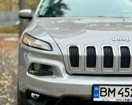 Серый Джип Чероки, объемом двигателя 2.36 л и пробегом 137 тыс. км за 14500 $, фото 1 на Automoto.ua