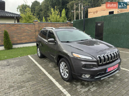 Джип Чероки 2017 в Виннице на Automoto.ua Серый Джип Чероки, объемом двигателя 2.36 л и пробегом 134 тыс. км за 17300 $, фото 1 на Automoto.ua