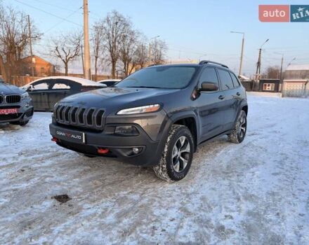 Серый Джип Чероки, объемом двигателя 2.36 л и пробегом 214 тыс. км за 15300 $, фото 1 на Automoto.ua