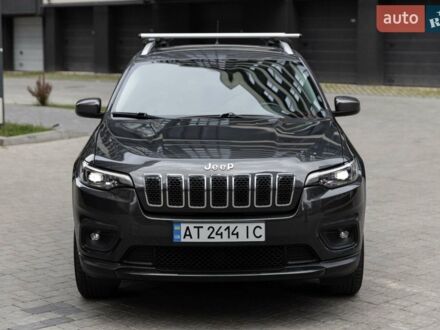 Сірий Джип Cherokee, об'ємом двигуна 2.36 л та пробігом 155 тис. км за 16690 $, фото 1 на Automoto.ua