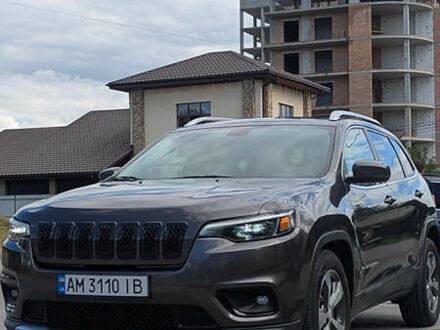 Джип Cherokee 2018 у Києві на Automoto.ua Сірий Джип Cherokee, об'ємом двигуна 2.36 л та пробігом 154 тис. км за 17100 $, фото 1 на Automoto.ua