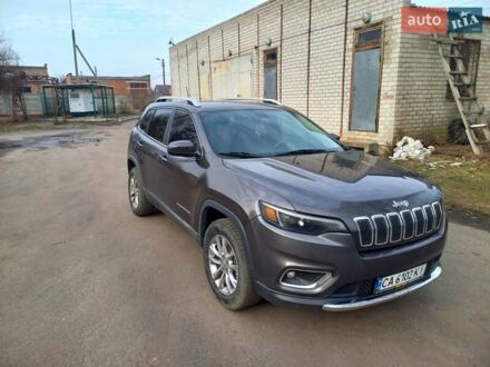 Джип Cherokee 2018 у Черкасах на Automoto.ua Сірий Джип Cherokee, об'ємом двигуна 2.36 л та пробігом 207 тис. км за 14000 $, фото 1 на Automoto.ua