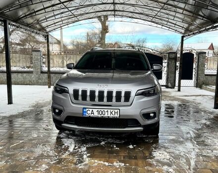 Серый Джип Чероки, объемом двигателя 2.4 л и пробегом 103 тыс. км за 18500 $, фото 1 на Automoto.ua