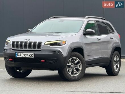 Сірий Джип Cherokee, об'ємом двигуна 2 л та пробігом 142 тис. км за 16900 $, фото 1 на Automoto.ua
