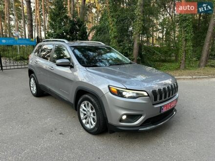 Сірий Джип Cherokee, об'ємом двигуна 2.4 л та пробігом 160 тис. км за 13999 $, фото 1 на Automoto.ua