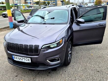 Серый Джип Чероки, объемом двигателя 3.2 л и пробегом 180 тыс. км за 14600 $, фото 1 на Automoto.ua