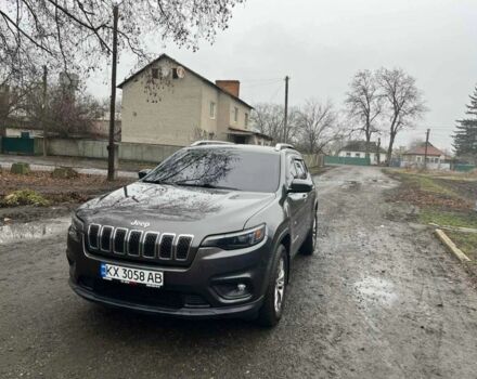 Серый Джип Чероки, объемом двигателя 2.4 л и пробегом 185 тыс. км за 17800 $, фото 1 на Automoto.ua