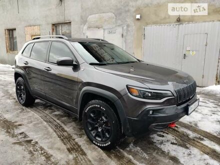 Джип Cherokee 2018 у Сумах на Automoto.ua Сірий Джип Cherokee, об'ємом двигуна 3.2 л та пробігом 83 тис. км за 23700 $, фото 1 на Automoto.ua