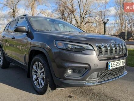 Сірий Джип Cherokee, об'ємом двигуна 2 л та пробігом 109 тис. км за 18700 $, фото 1 на Automoto.ua