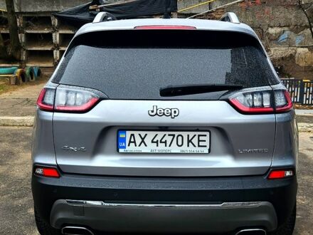 Джип Чероки 2018 в Днепре (Днепропетровске) на Automoto.ua Серый Джип Чероки, объемом двигателя 2 л и пробегом 140 тыс. км за 20499 $, фото 1 на Automoto.ua