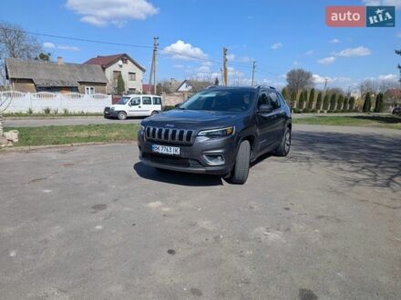 Серый Джип Чероки, объемом двигателя 3.24 л и пробегом 125 тыс. км за 19900 $, фото 1 на Automoto.ua
