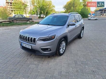 Джип Cherokee 2018 у Чернівцях на Automoto.ua Сірий Джип Cherokee, об'ємом двигуна 2.36 л та пробігом 175 тис. км за 15500 $, фото 1 на Automoto.ua