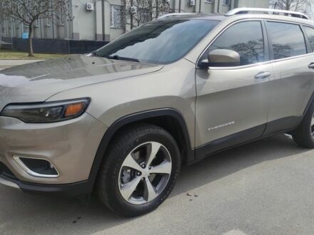 Сірий Джип Cherokee, об'ємом двигуна 0 л та пробігом 63 тис. км за 22000 $, фото 1 на Automoto.ua