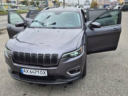 Джип Чероки 2018 в Харькове на Automoto.ua Серый Джип Чероки, объемом двигателя 3.24 л и пробегом 182 тыс. км за 15600 $, фото 1 на Automoto.ua