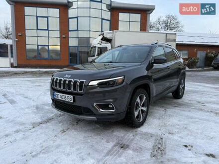 Сірий Джип Cherokee, об'ємом двигуна 3.24 л та пробігом 114 тис. км за 18700 $, фото 1 на Automoto.ua
