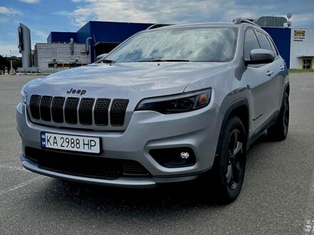 Джип Чероки 2018 в Киеве на Automoto.ua Серый Джип Чероки, объемом двигателя 2.4 л и пробегом 79 тыс. км за 18290 $, фото 1 на Automoto.ua
