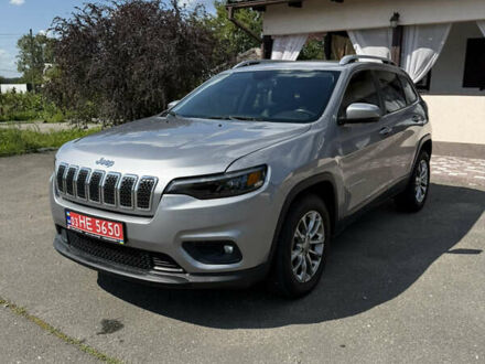 Джип Чероки 2018 в Киеве на Automoto.ua Серый Джип Чероки, объемом двигателя 2.36 л и пробегом 142 тыс. км за 14700 $, фото 1 на Automoto.ua
