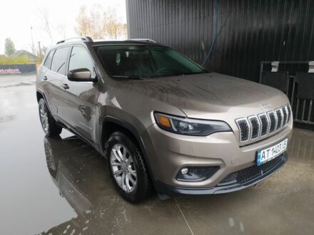 Джип Cherokee 2018 у Калуше на Automoto.ua Сірий Джип Cherokee, об'ємом двигуна 2.4 л та пробігом 160 тис. км за 15399 $, фото 1 на Automoto.ua
